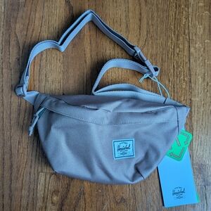 Herschel | Classic Hip Pack | Ash Rose